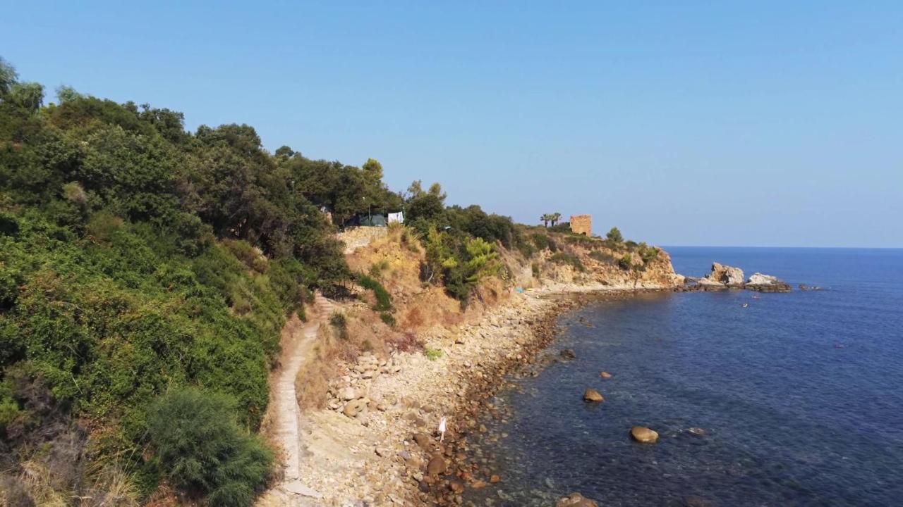 Camping & Village Rais Gerbi Pollina Esterno foto