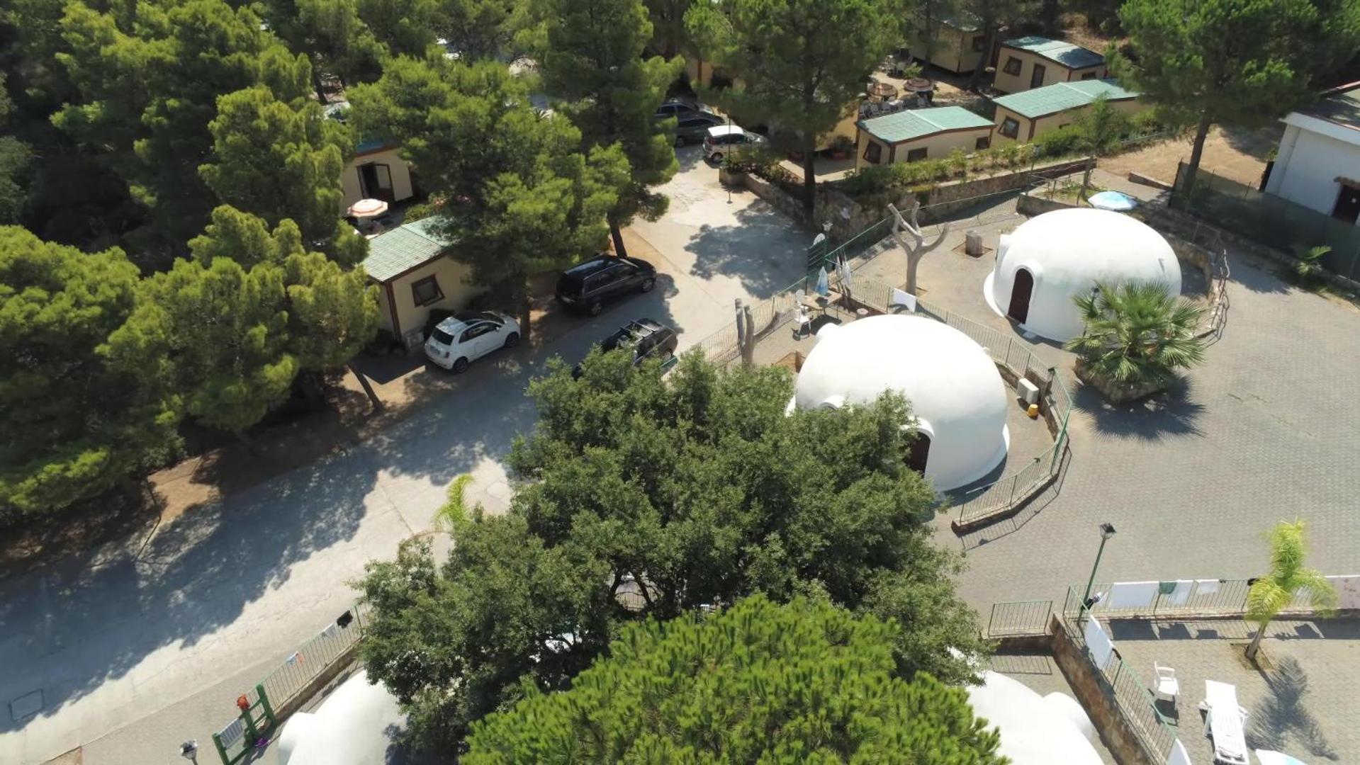 Camping & Village Rais Gerbi Pollina Esterno foto