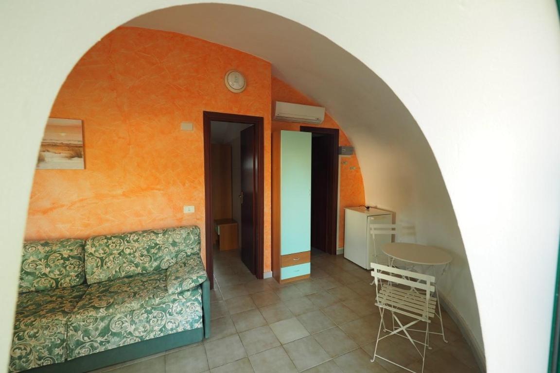 Camping & Village Rais Gerbi Pollina Esterno foto