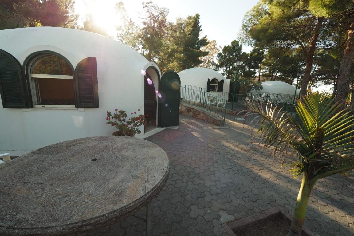 Camping & Village Rais Gerbi Pollina Esterno foto