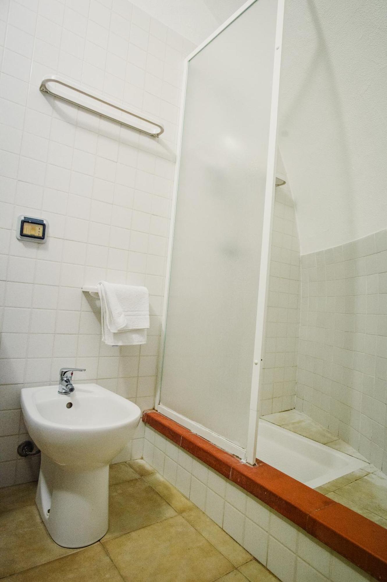 Camping & Village Rais Gerbi Pollina Esterno foto