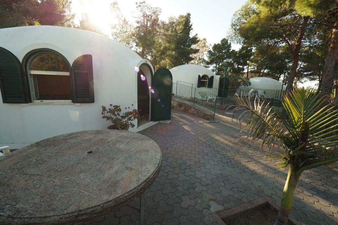 Camping & Village Rais Gerbi Pollina Esterno foto