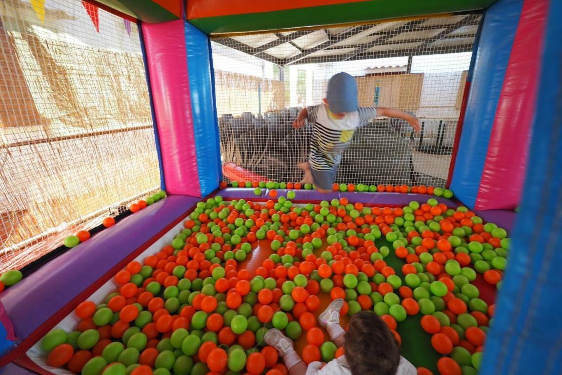 Camping & Village Rais Gerbi Pollina Esterno foto